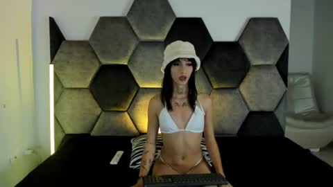 Cloy areo make me come with pleasure online show from 07-17-26, 12:23