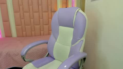 Snapshot of cloybabee chatting on 06-09-26, 02:56 CLOE online show from 06-09-26, 02:56