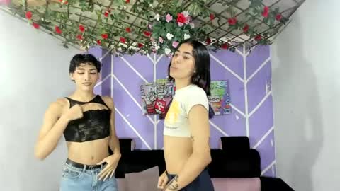 Snapshot of club_latinboys chatting on 06-22-26, 01:30 club_latinboys online show from 06-22-26, 01:30