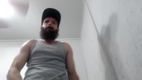 Snapshot of clubb86 chatting on 05-18-26, 07:41 Maxxdieselx69 online show from 05-18-26, 07:41
