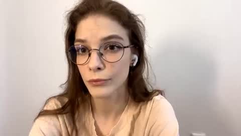 Anya online show from 06-10-26, 05:23