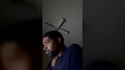 Snapshot of cm653925 chatting on 01-12-26, 03:01 cm653925 online show from 01-12-26, 03:01