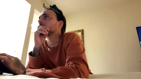 Snapshot of cmane546389 chatting on 11-17-25, 11:54 cmane546389 online show from 11-17-25, 11:54