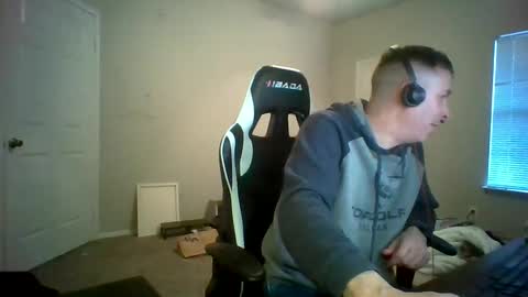 Snapshot of cmypenis chatting on 12-08-24, 03:45 Master Bates online show from 12-08-24, 03:45