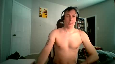 Snapshot of cmypenis chatting on 01-27-25, 04:01 Master Bates online show from 01-27-25, 04:01