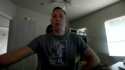 Snapshot of cmypenis chatting on 06-05-26, 03:29 Master Bates online show from 06-05-26, 03:29