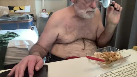 Snapshot of coach_karl chatting on 02-08-26, 11:57 Coach Karl Porn Star Tip me all the way to my next trip online show from 02-08-26, 11:57