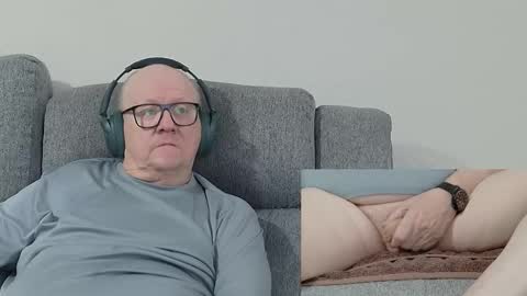 Charlie. online show from 11-23-25, 12:05