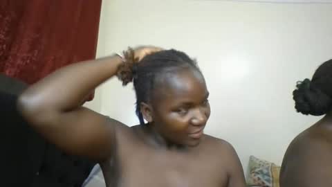 Snapshot of coco_pendo chatting on 06-08-26, 08:53 coco_pendo online show from 06-08-26, 08:53