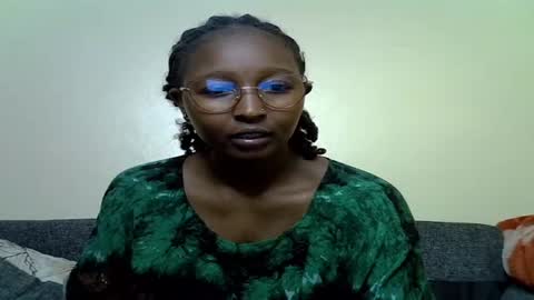 Coco online show from 02-08-26, 06:00