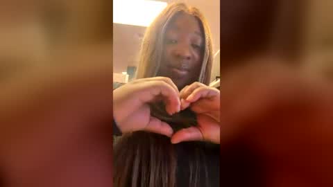 cocobutterprettybrown online show from 06-25-26, 01:59