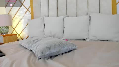 Snapshot of cocodamore1 chatting on 01-09-26, 11:35 online show from 01-09-26, 11:35