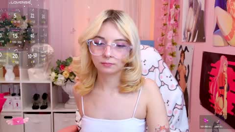 Mia online show from 01-16-25, 07:31