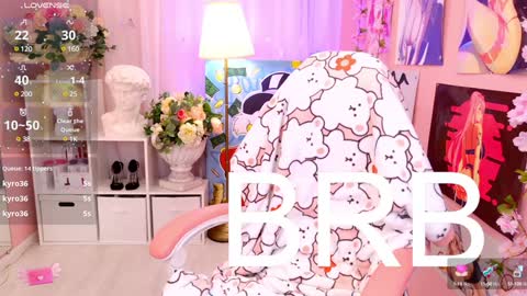 Mia online show from 01-19-25, 12:17