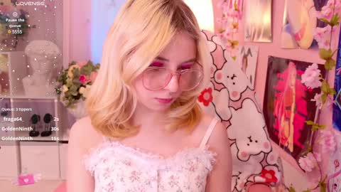 Mia online show from 01-24-25, 03:11