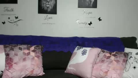 CocosCreamy online show from 03-19-26, 01:37