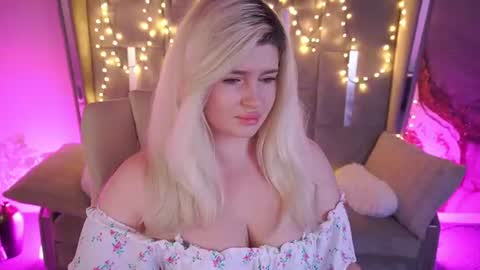 onlyfans amyleyy online show from 06-12-26, 07:18