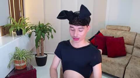 Snapshot of coddy_doll chatting on 11-01-25, 12:12 Coddy online show from 11-01-25, 12:12