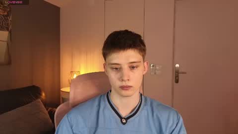 Snapshot of codyorien chatting on 06-09-26, 01:23 Cody online show from 06-09-26, 01:23