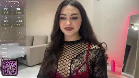 Snapshot of coffee_wihtout_milk chatting on 07-20-26, 10:45 Yumi online show from 07-20-26, 10:45