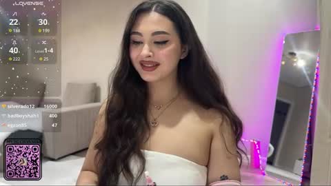 Snapshot of coffee_wihtout_milk chatting on 07-30-26, 10:53 Yumi online show from 07-30-26, 10:53