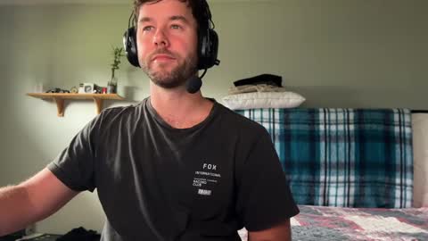 c o f f e e l o u n g e online show from 05-23-26, 03:38