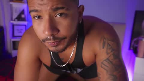 Snapshot of coffeman08 chatting on 12-29-24, 05:44 Andres online show from 12-29-24, 05:44