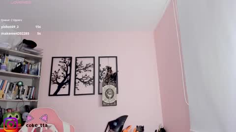 Snapshot of coke_colu chatting on 12-07-24, 02:42 Danna Smith online show from 12-07-24, 02:42