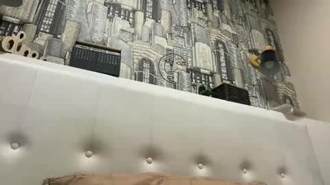 colambus83 online show from 02-11-26, 07:19