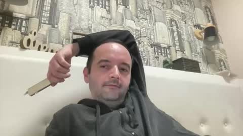 colambus83 online show from 02-22-26, 03:43