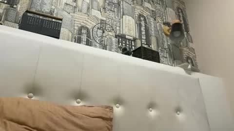 colambus83 online show from 02-28-26, 06:47