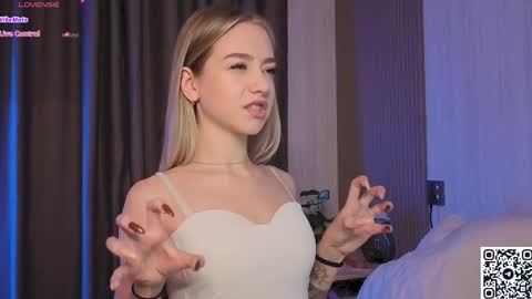 Criss online show from 11-24-25, 03:17