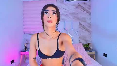 colett online show from 06-17-26, 11:56