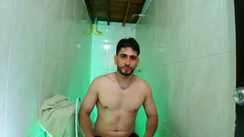 Snapshot of colin_stone chatting on 10-03-25, 11:13 colin_stone online show from 10-03-25, 11:13