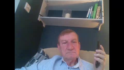 Snapshot of colinbeech chatting on 12-10-24, 11:54 colinbeech online show from 12-10-24, 11:54