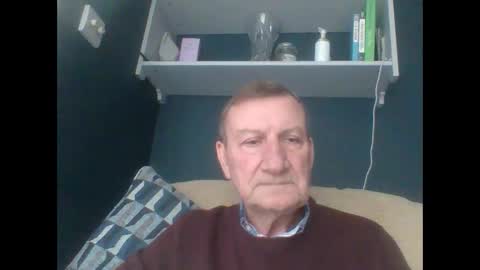 Snapshot of colinbeech chatting on 01-14-25, 11:53 colinbeech online show from 01-14-25, 11:53