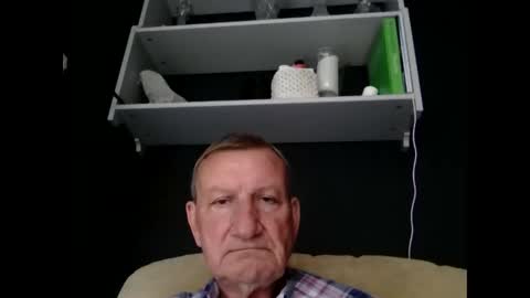 Snapshot of colinbeech chatting on 10-07-25, 12:46 colinbeech online show from 10-07-25, 12:46