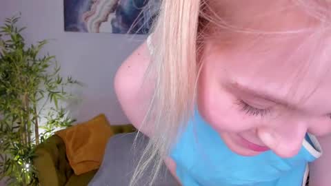 Collen Mon Tue Wed Thu Fri GMT 3 0300am - 0900am  online show from 06-04-26, 05:30