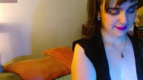 Collette online show from 01-13-26, 04:29