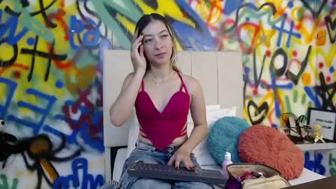 valentina online show from 03-22-26, 12:41