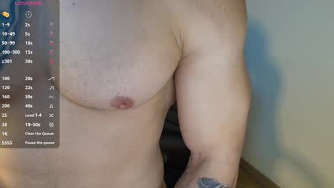 Snapshot of colombianmuscle8 chatting on 10-11-25, 11:14 colombianmuscle8 online show from 10-11-25, 11:14