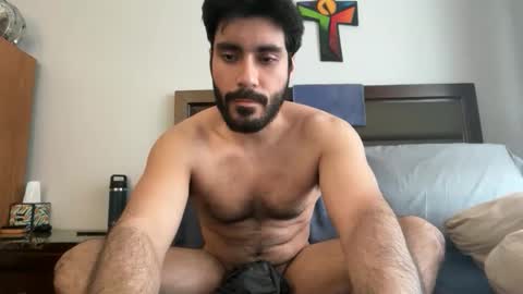 Snapshot of colombianstud94 chatting on 03-27-26, 06:18 colombianstud94 online show from 03-27-26, 06:18