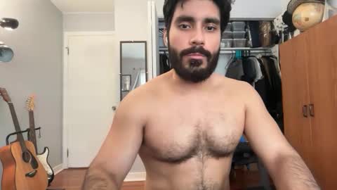 Snapshot of colombianstud94 chatting on 04-15-26, 10:21 colombianstud94 online show from 04-15-26, 10:21