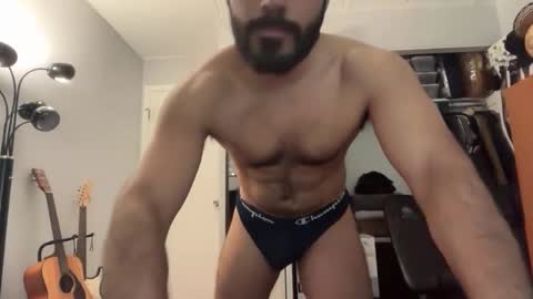Snapshot of colombianstud94 chatting on 04-27-26, 12:14 colombianstud94 online show from 04-27-26, 12:14