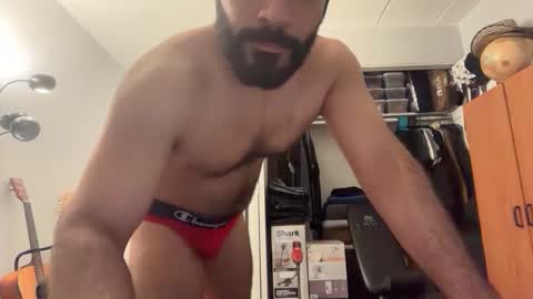 Snapshot of colombianstud94 chatting on 05-05-26, 11:29 colombianstud94 online show from 05-05-26, 11:29