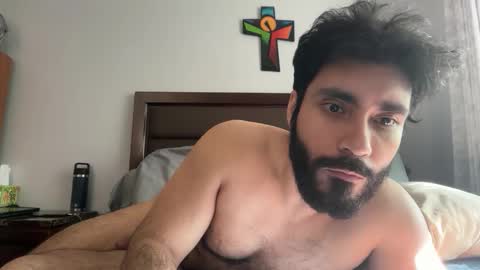 Snapshot of colombianstud94 chatting on 05-07-26, 12:21 colombianstud94 online show from 05-07-26, 12:21