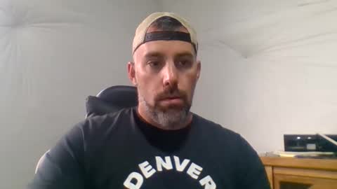 Just me online show from 04-23-26, 03:14