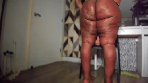 Snapshot of colorfullydark chatting on 06-07-26, 03:10 Noni online show from 06-07-26, 03:10