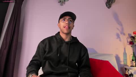 colstorw_ online show from 10-11-25, 10:47