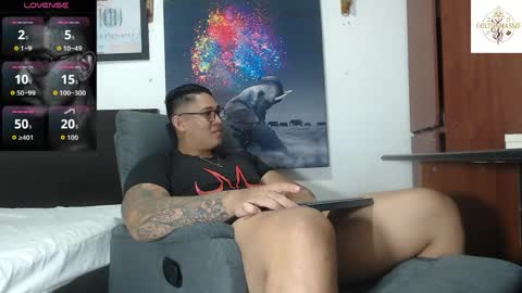 Snapshot of coltonmassif_ chatting on 05-26-26, 07:59 coltonmassif_ online show from 05-26-26, 07:59